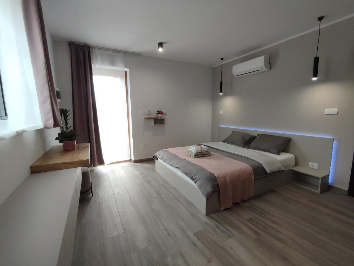 Dobravlje Boutique Rooms By Petric Winery מראה חיצוני תמונה