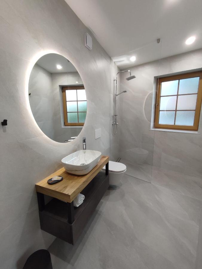 Dobravlje Boutique Rooms By Petric Winery מראה חיצוני תמונה
